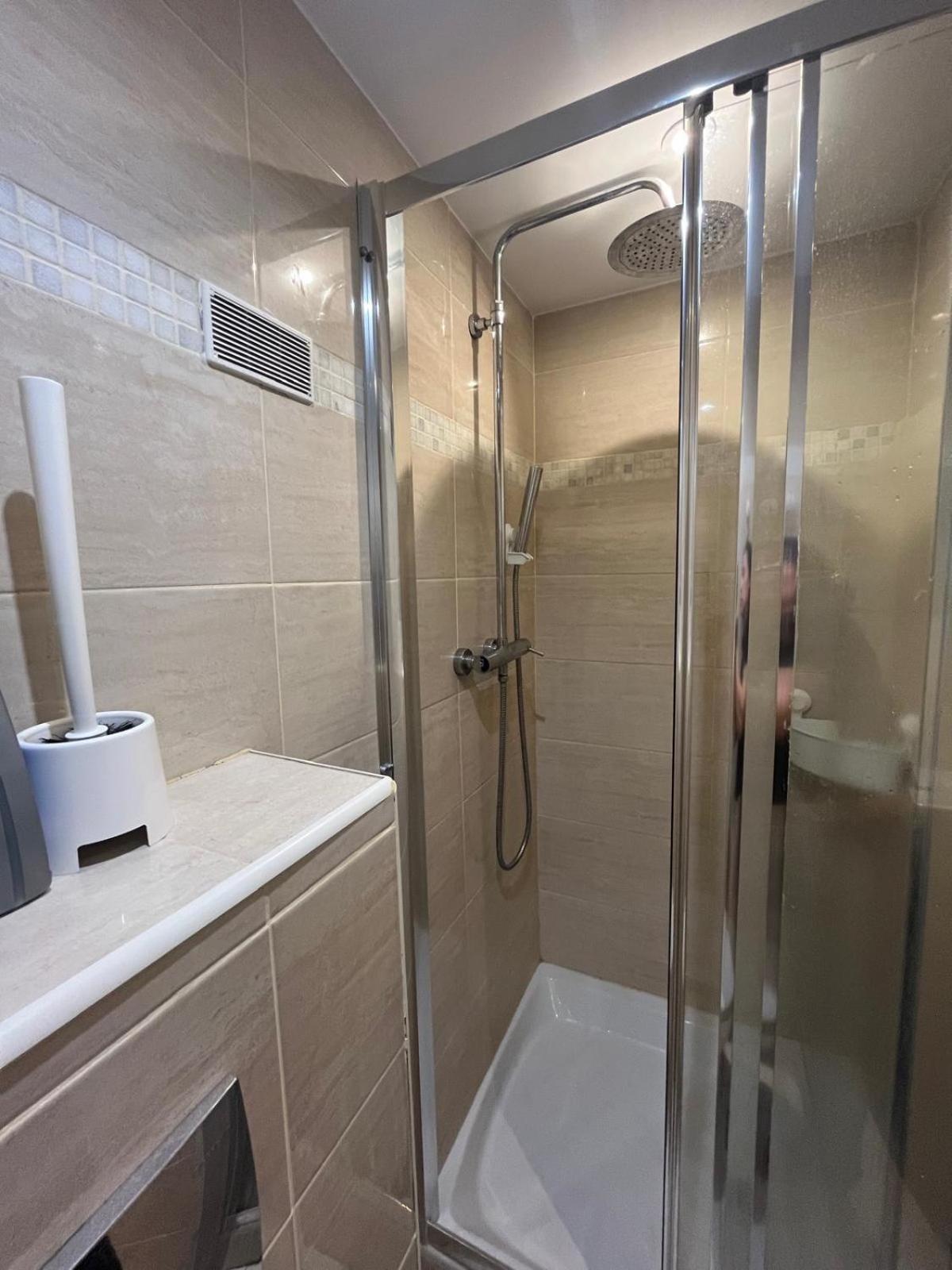 Jolie Appartement Nice Proche Mer Et Aeroport Une Chambre Plus Salon Avec Cuisine Екстер'єр фото